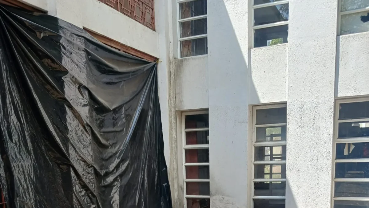 El museo del colegio Vicente Rocafuerte permanece cerrado desde hace varios años.