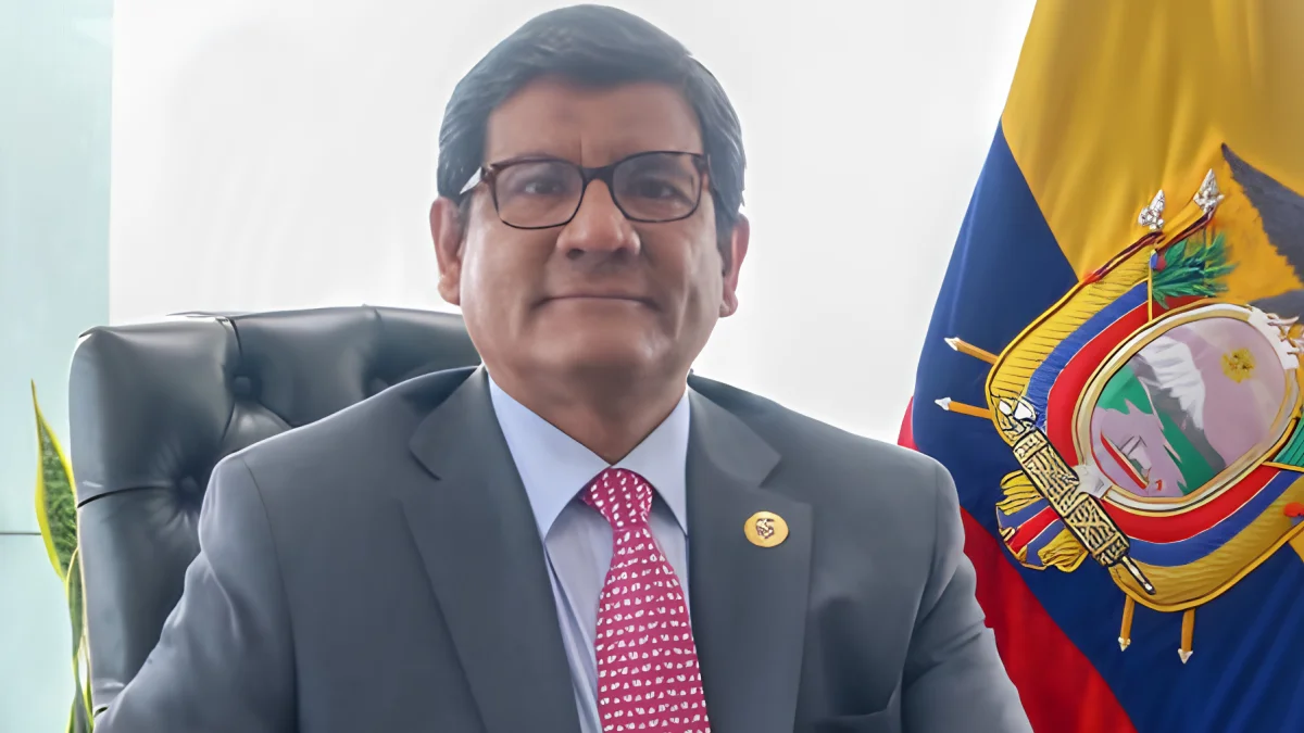 Luis Alberto Jaramillo, exministro de Producción, se perfila como nuevo embajador en China.