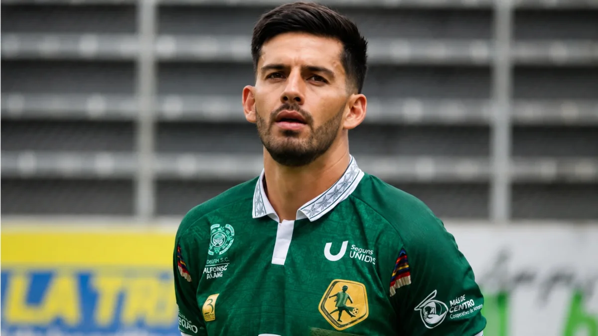 Ronnie Carrillo durante su etapa en Mushuc Runa, antes de convertirse en jugador de Emelec.
