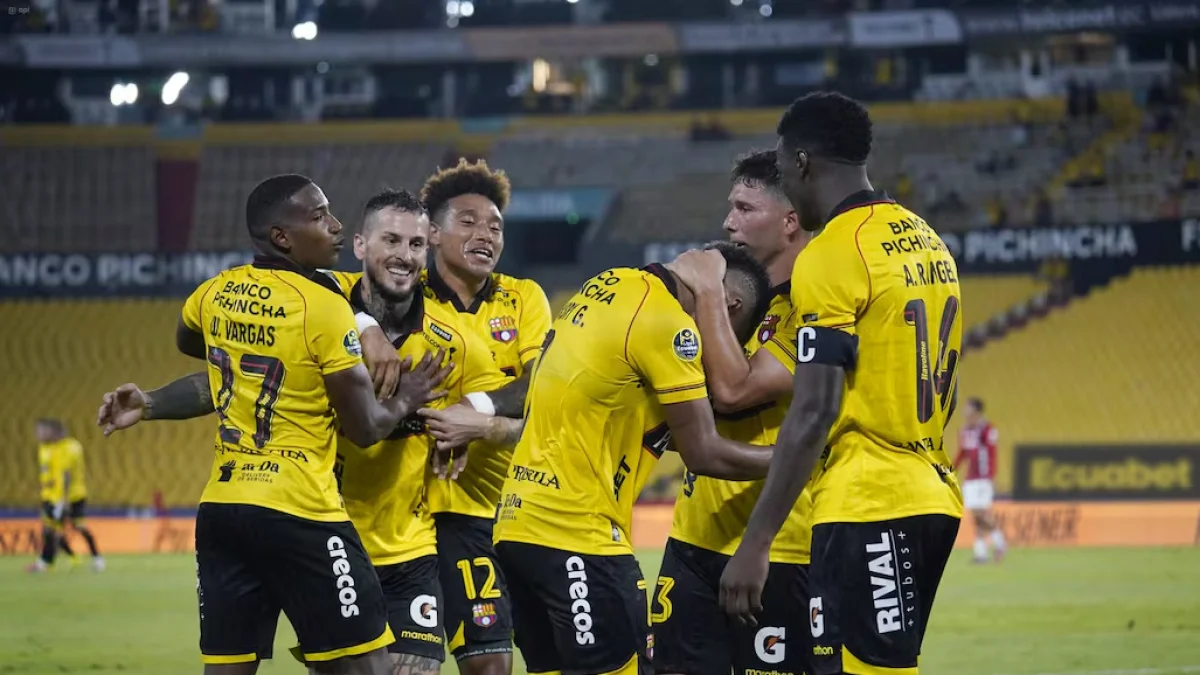 Barcelona SC juega ante Macará en la fecha 24 de la LigaPro.