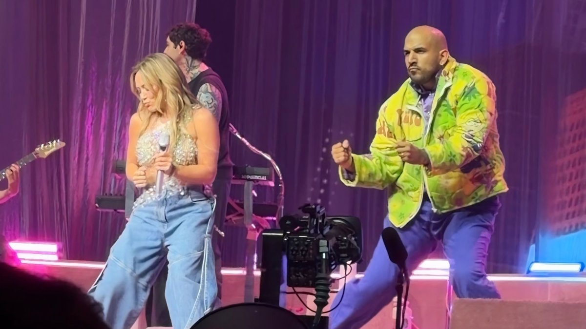 El coreógrafo guayaquileño Pedro Pablo Moscoso cuenta cómo fue elegido para bailar con Hilary Duff en el Madison Square Garden de Nueva York.