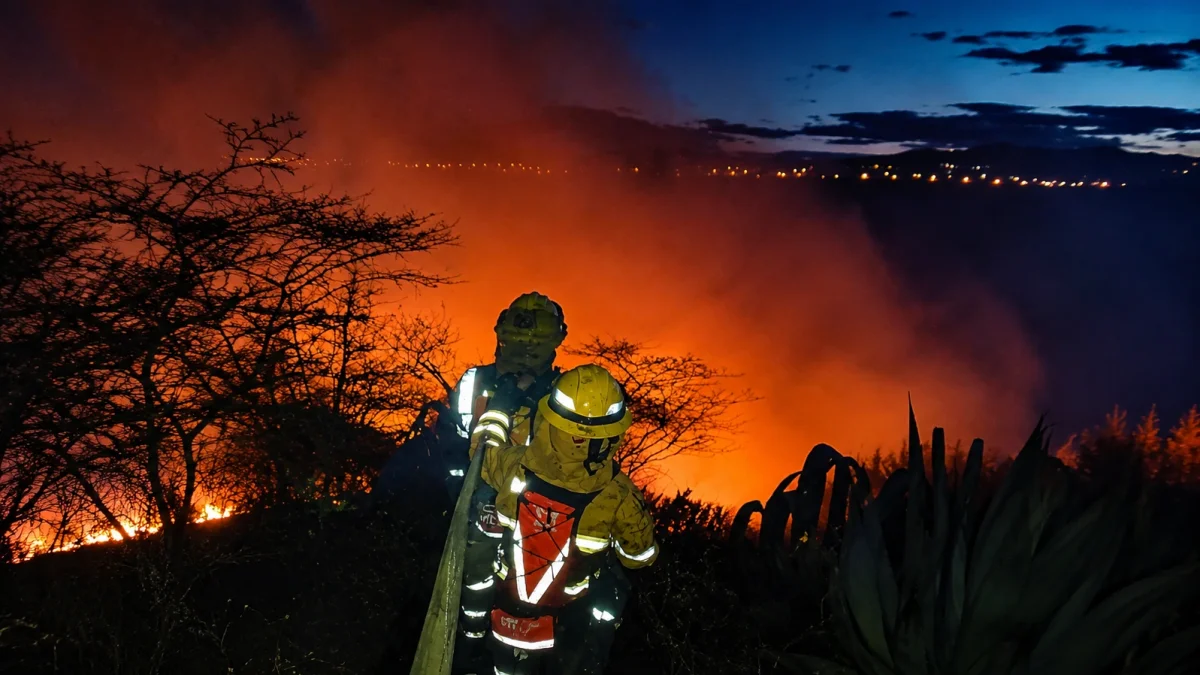 Los incendios forestales vuelven a representar una amenaza para Quito durante la temporada seca.
