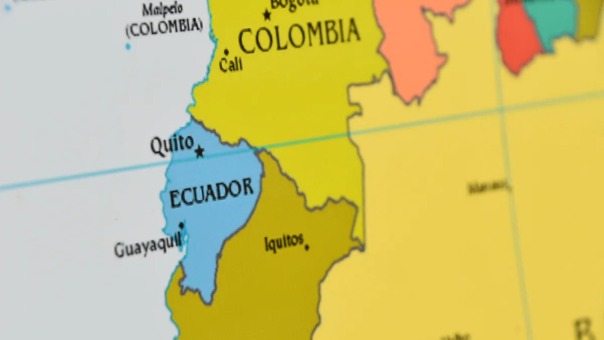 Ecuador, Perú y Colombia comparten una extensa frontera terrestre y una amenaza común: el crimen organizado.