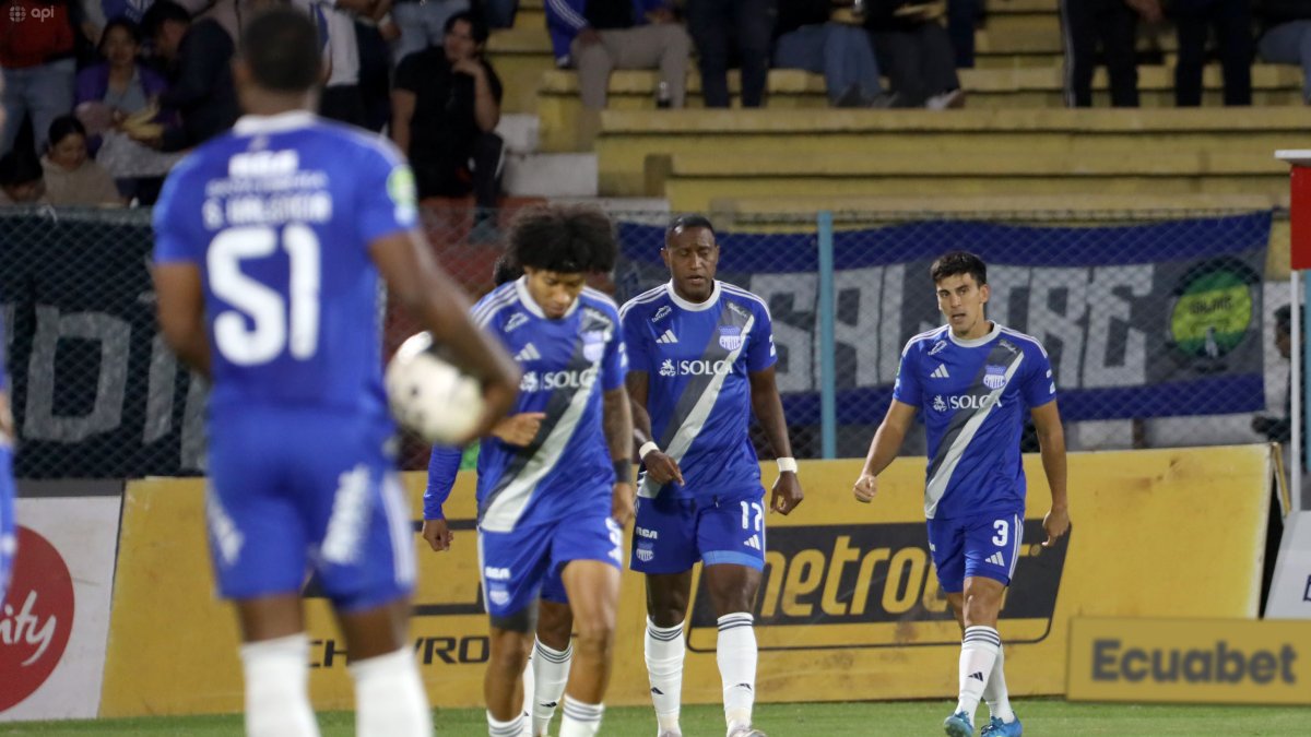 Emelec busca salir del fondo de la tabla de posiciones de la LigaPro 2026.