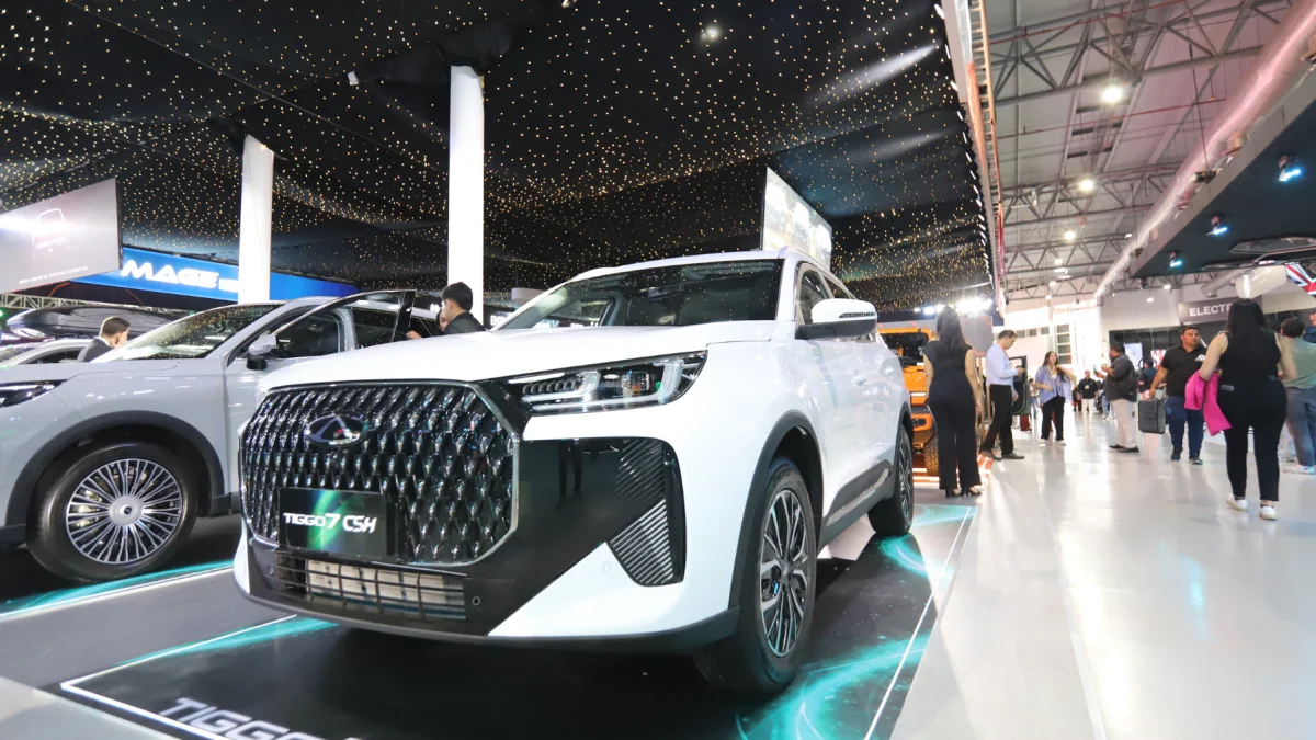 SUV Tiggo 7 exhibido en el stand de Chery durante el Autoshow 2026, en el marco de lanzamientos y promociones de la marca.