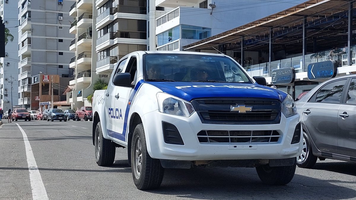 La ciudadania reclama más patrullajes en el malecón de Salinas que deben realizarse diariamente