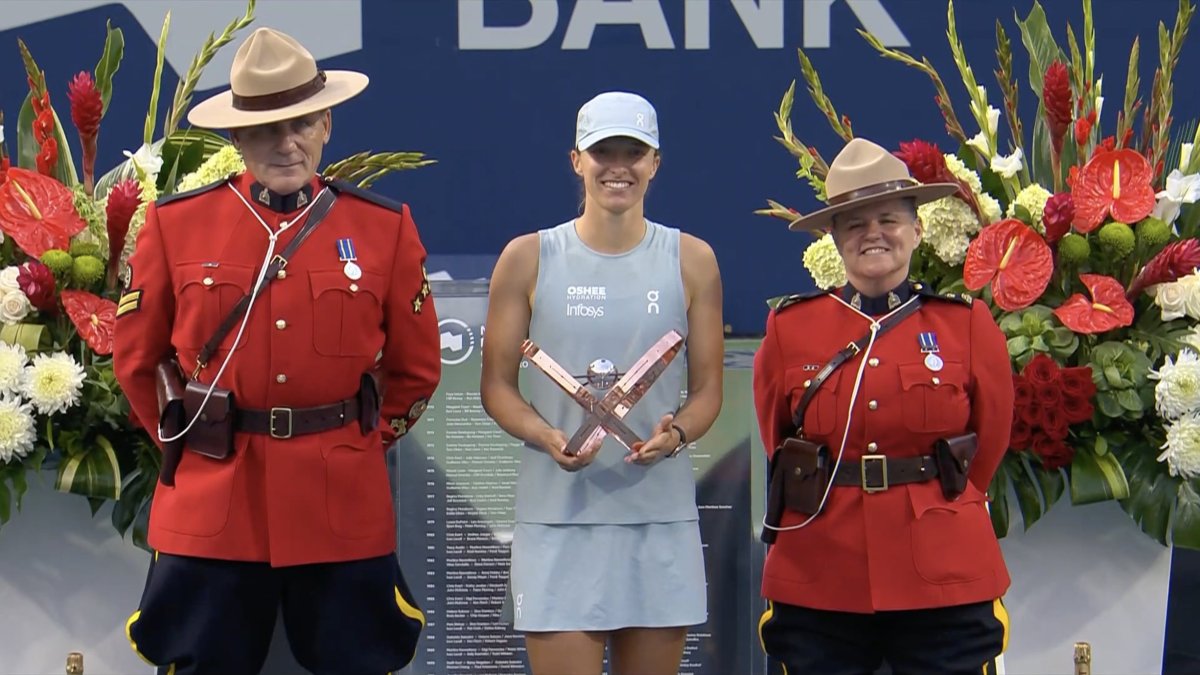 Iga Swiatek derrotó en la final a Elena Rybakina por 6-2 y 6-3 para consagrarse Campeona del WTA 1000 de Toronto.