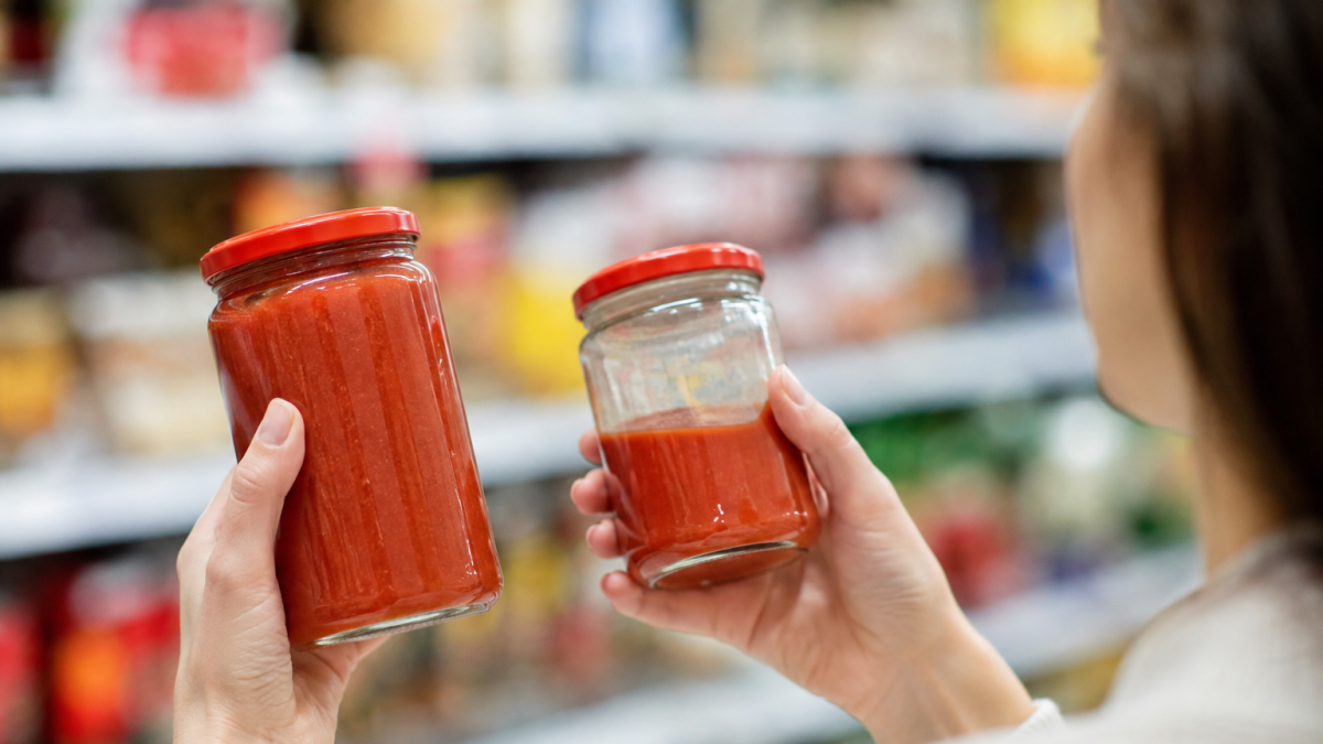 La reduflación consiste en reducir la cantidad o tamaño de un producto sin disminuir su precio, una práctica que puede pasar inadvertida para los consumidores.
