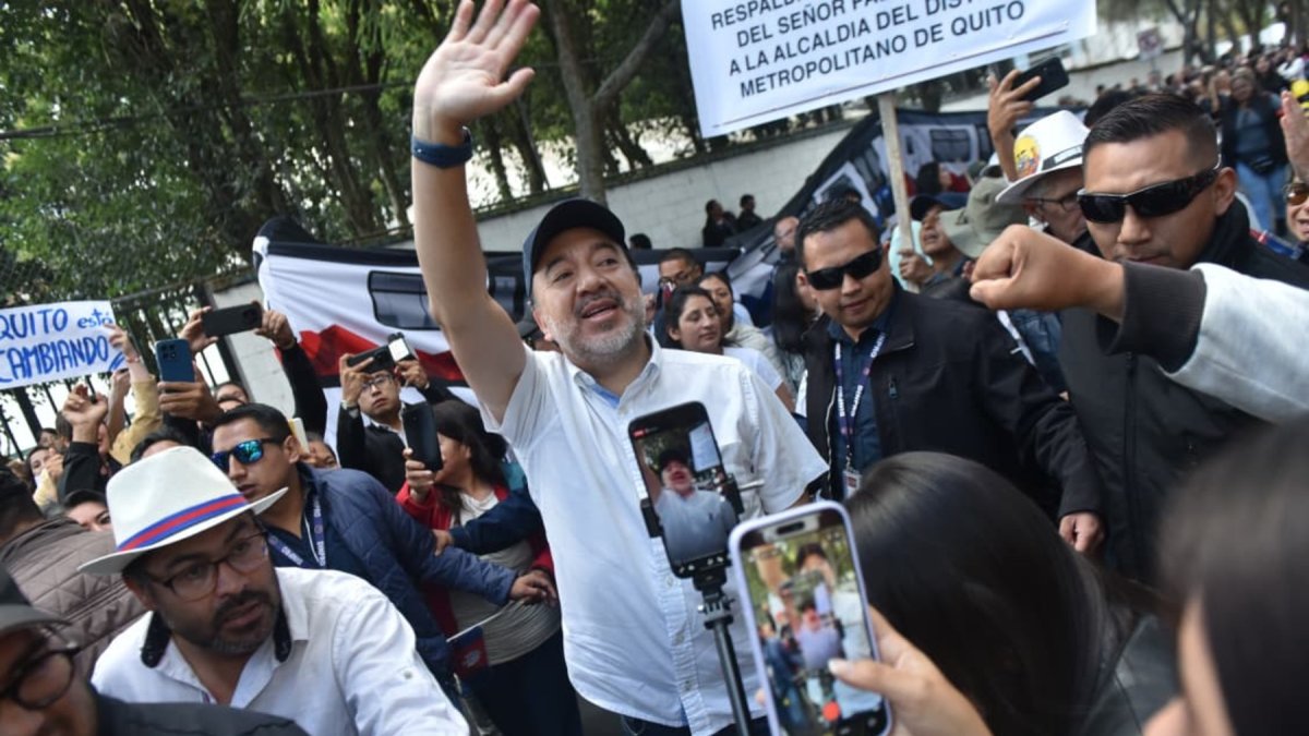 El actual alcalde de Quito Muñoz es uno de los aspirantes desde el correísmo para la reelección.