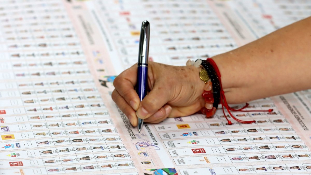 El CNE prevé que la lista definitiva de los candidatos esté lista para el 9 de noviembre de 2026.