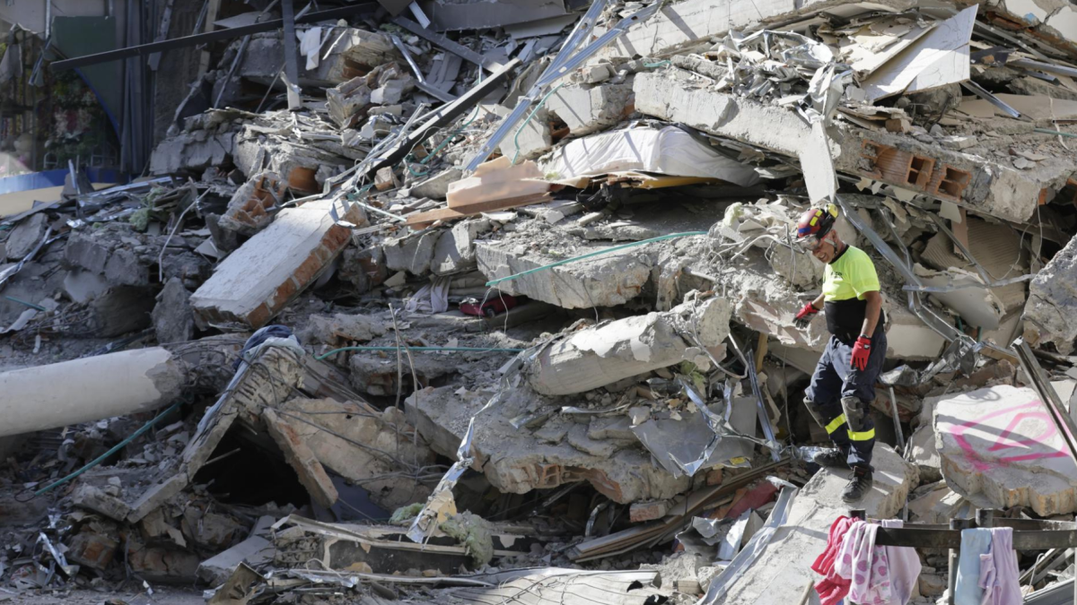 La prevención sísmica requiere construcciones seguras, normas aplicadas y simulacros que permitan a la población saber cómo actuar ante una emergencia.