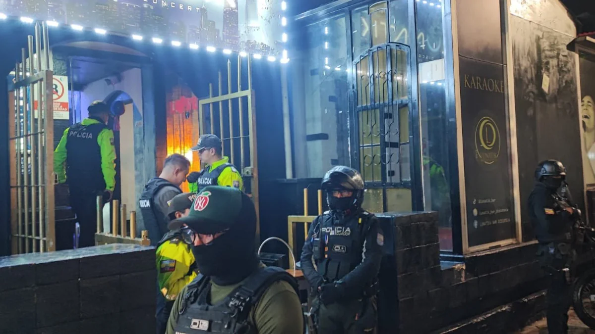 Los controles de la Policía y Fuerzas Armadas se desplegaron también en bares y discotecas.