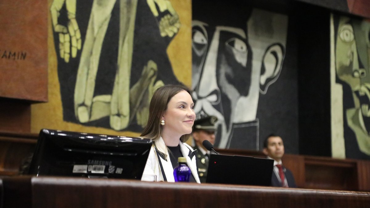 Mishel Mancheno, presidenta de la Asamblea Nacional Ecuador, presentó una nueva agenda legislativa.
