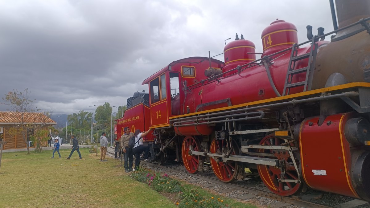 La locomotora se encuentra en el parque del Ferrocaril, en el sur de Cuenca.