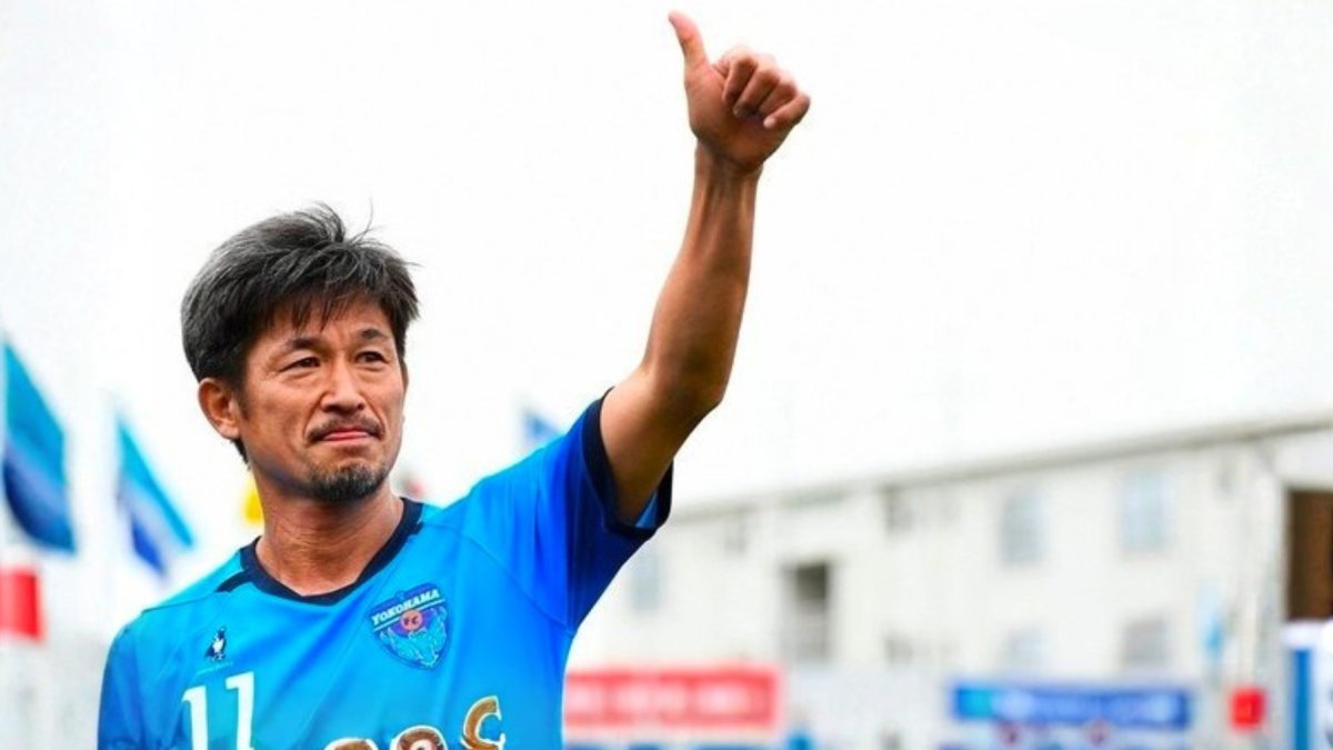 Kazuyoshi Miura volvió a celebrar un gol oficial a los 59 años y 149 días, en la goleada 7-0 de Fukushima United.