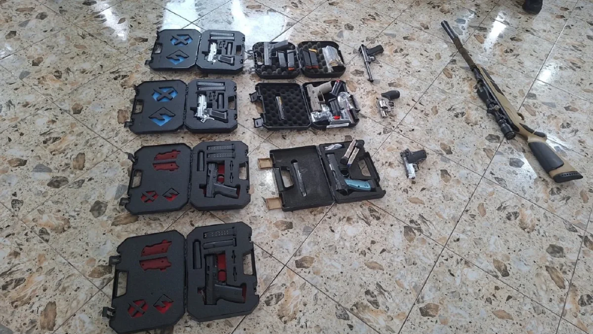 Operativo en Santo Domingode los Tsáchilas frena el traslado de un arsenal de armas y municiones