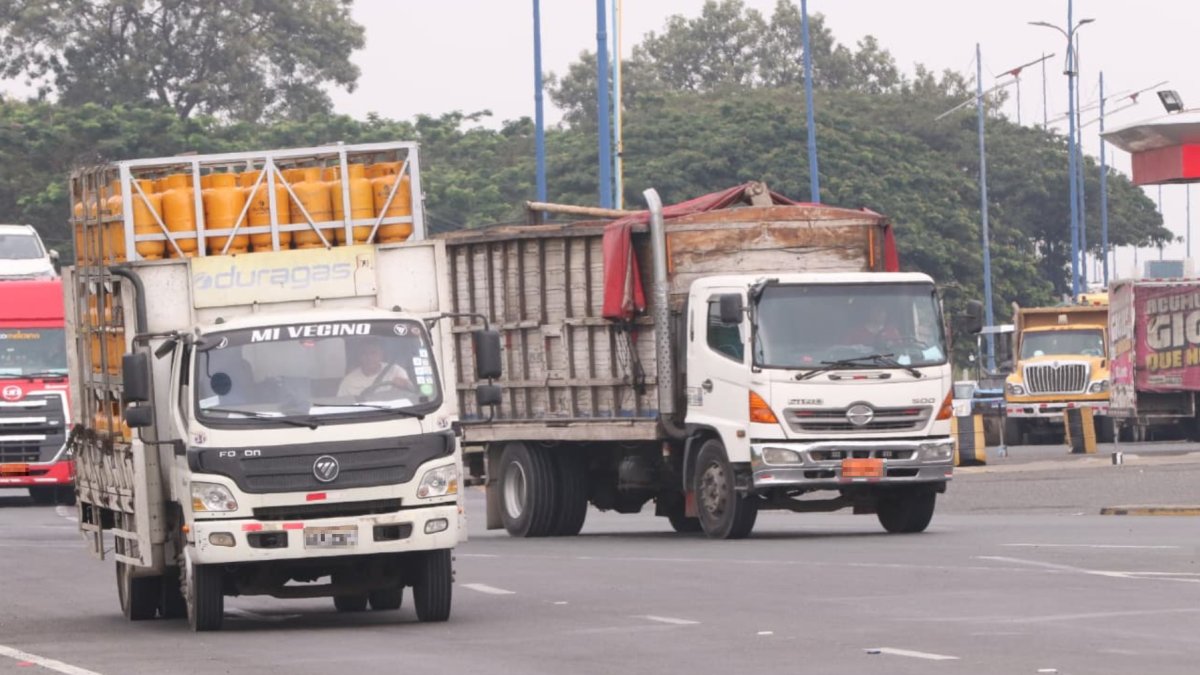 Bandas criminales atacan e incluso secuestran a los conductores de vehículos pesados en la vía Guayaquil - Milagro.