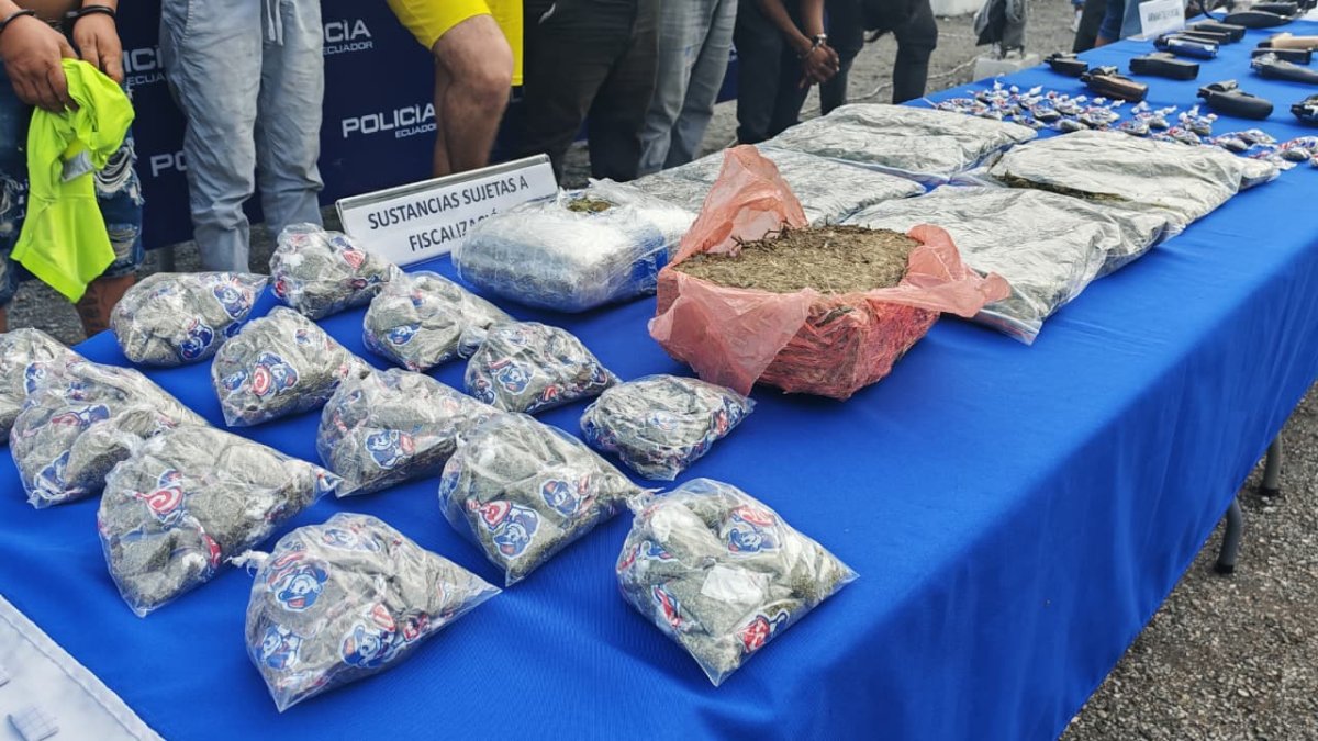 La Policía Nacional detuvo a 27 personas durante el operativo Apolo 27, ejecutado en Guayaquil y Durán.