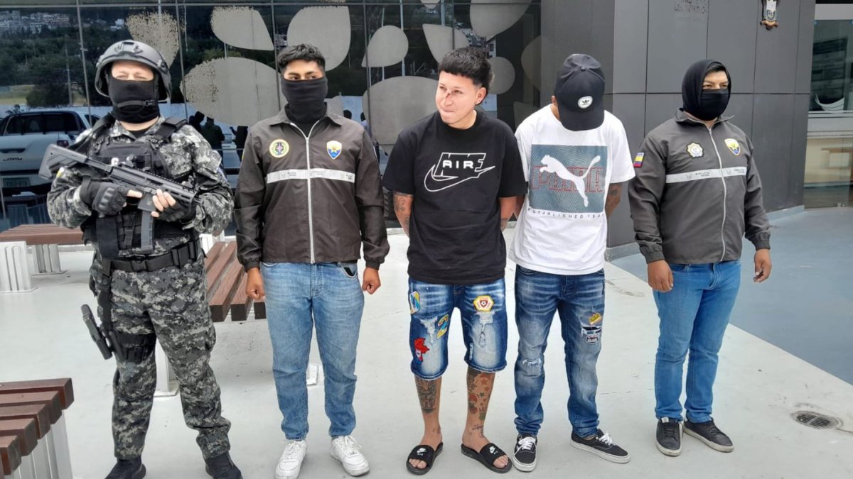 Alias Gato Jeremy quedó libre en Quito tras audiencia por porte de armas.
