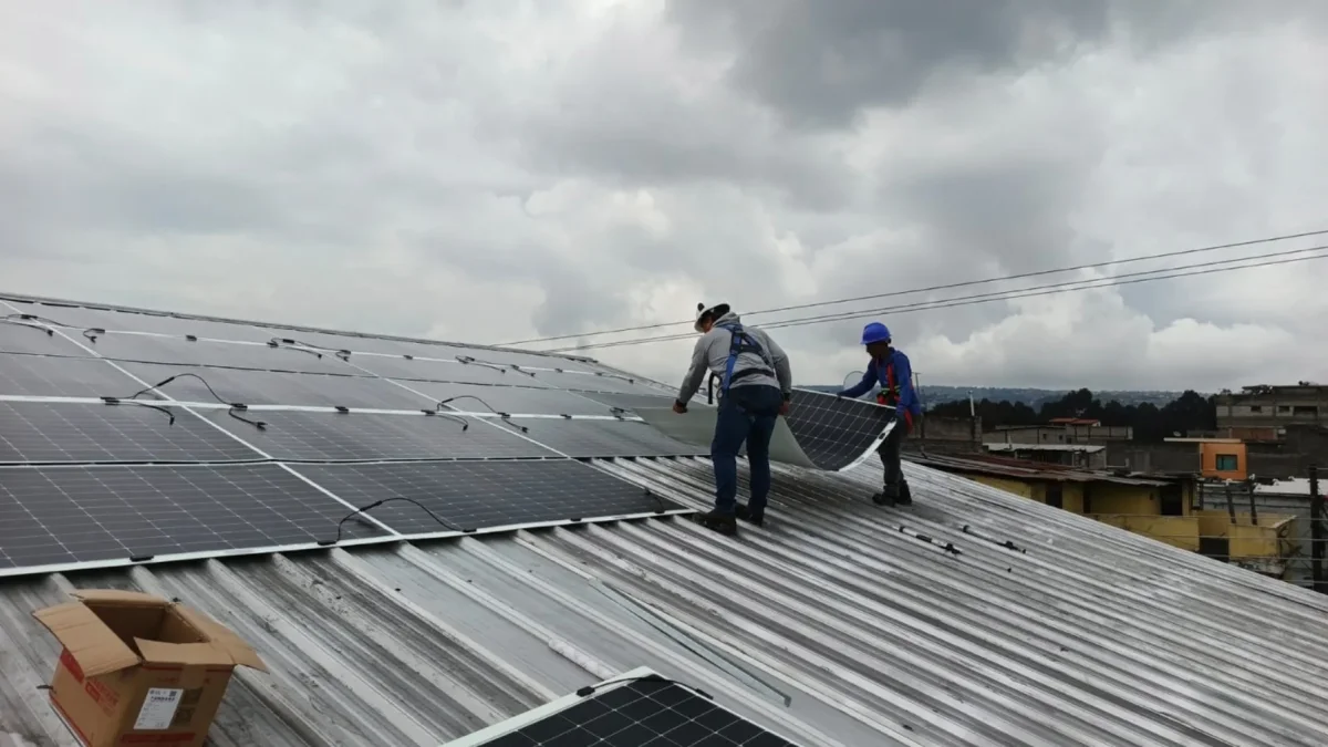 Inversión. En el mercado se llega a cobrar $ 600.000 promedio, por megavatio instalado.