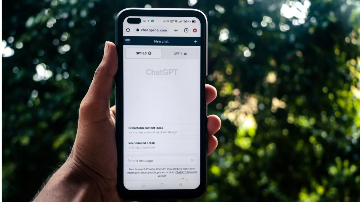 el 24 de agosto.
Los anuncios aparecerán separados de las respuestas generadas por ChatGPT y estarán identificados como contenido patrocinado.