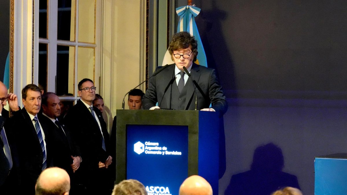 Javier Milei, hablando durante el cierre de la 23º edición del Council of The Americas, en Buenos Aires (Argentina).