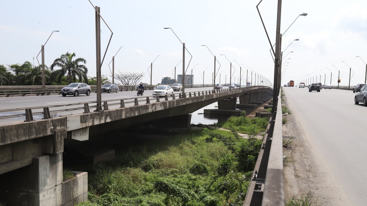 El accidente se registró en el Puente de la Unidad Nacional.