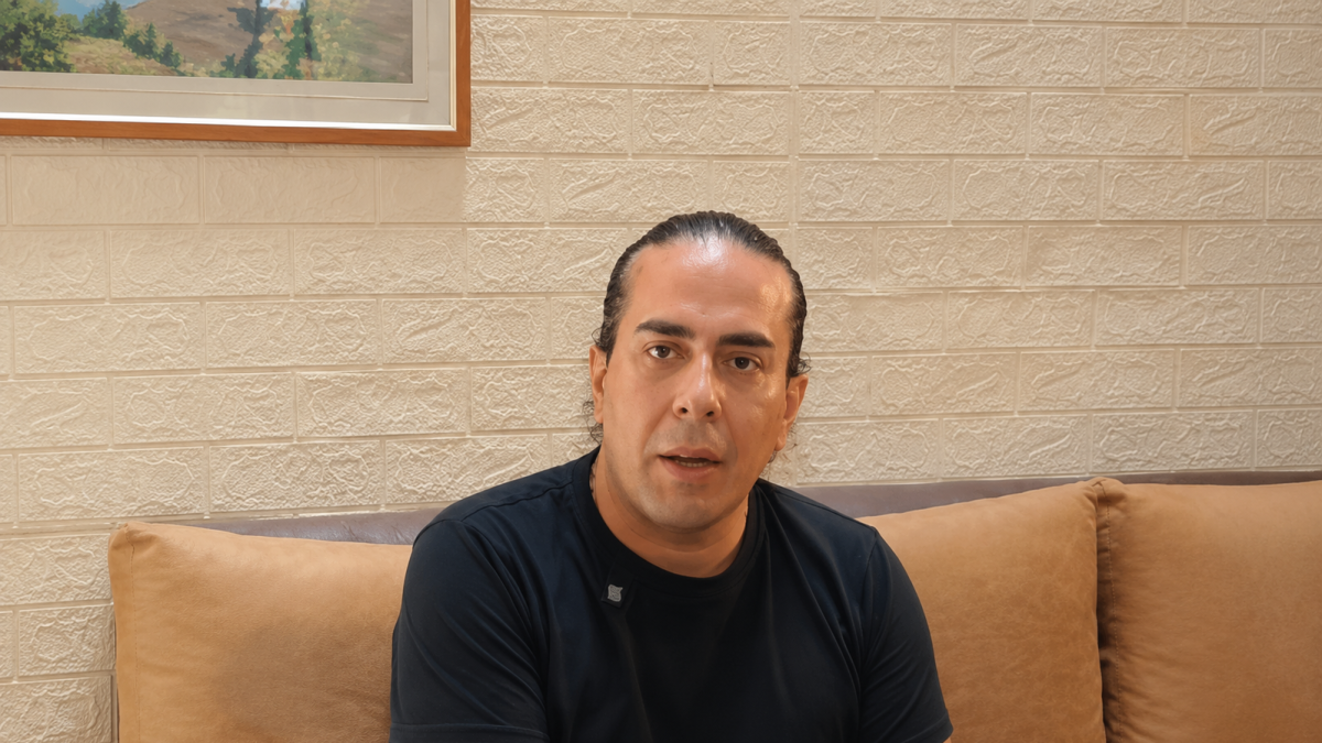 Mauricio Núñez reapareció conmovido y agradeció el respaldo recibido mientras continúa recuperándose del grave accidente que sufrió junto a su familia en agosto.