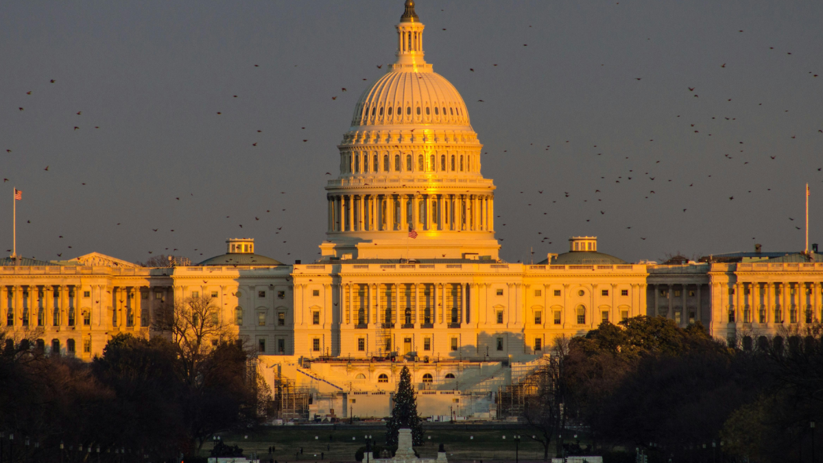 El Capitolio de EE. UU., escenario de debates sobre asilo y visas.