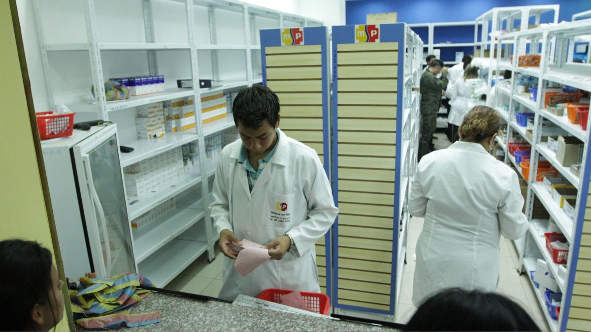 En pleno 2026, Ecuador debería poder conocer en tiempo real el inventario de cada hospital público: stock disponible, consumo, lotes, caducidad, órdenes pendientes y medicamentos próximos a agotarse.