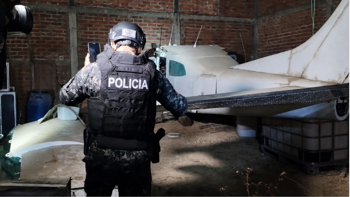 Policía detuvo a 24 personas en operativos contra Los Lobos y Los Choneros en Ecuador.