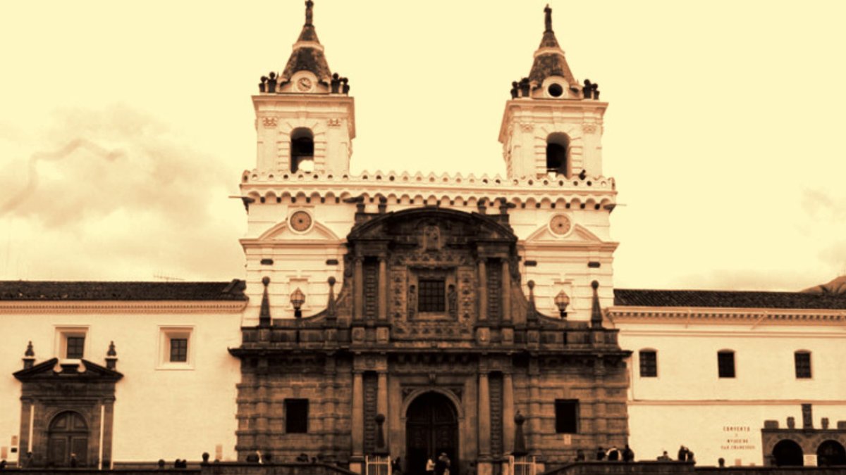 En el acta de la fundación de San Francisco constan lugar y fecha de este hecho: “En la ciudad de Santiago a veinte y ocho días del mes de agosto del nacimiento de nuestro salvador…”.