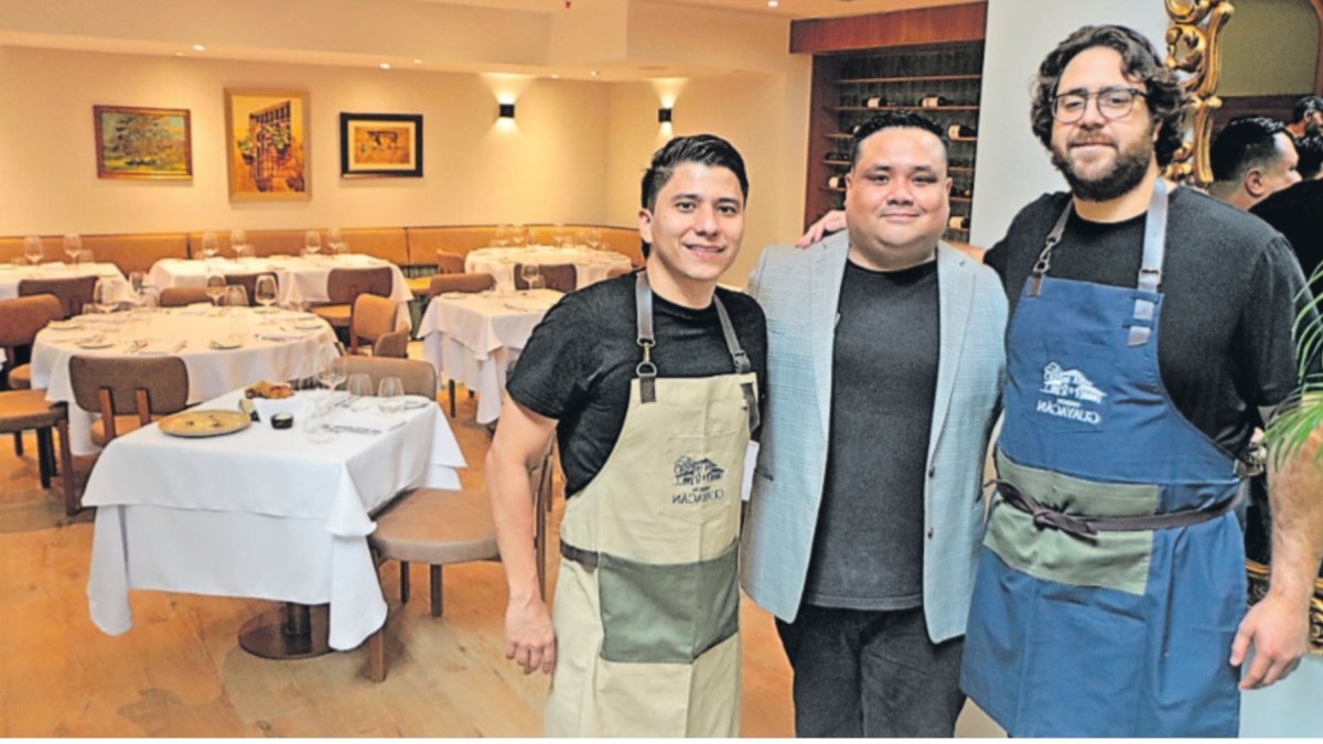 David Insandara, chef, junto a Jorge Morales, director de sala y sommelier, y Nicolás Weisson, head chef.