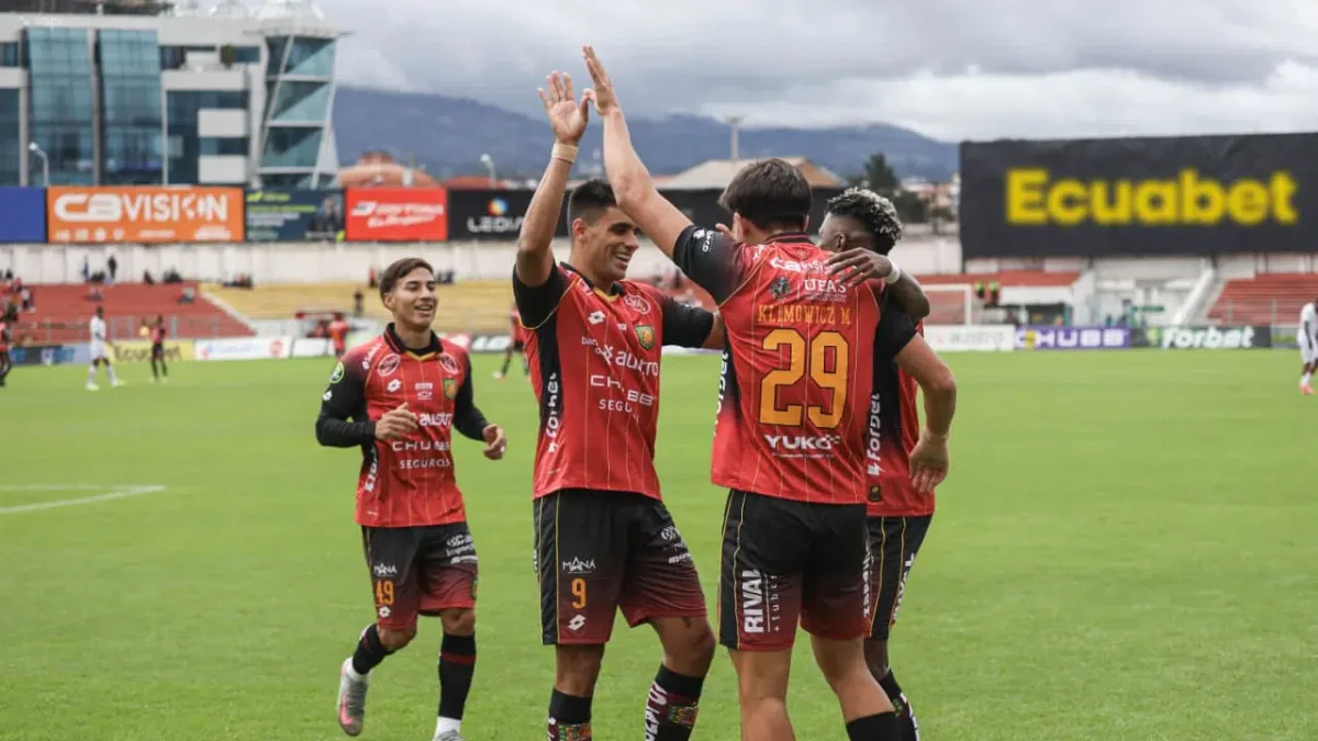 Deportivo Cuenca juega ante Técnico Universitario en la fecha 27 de la LigaPro.