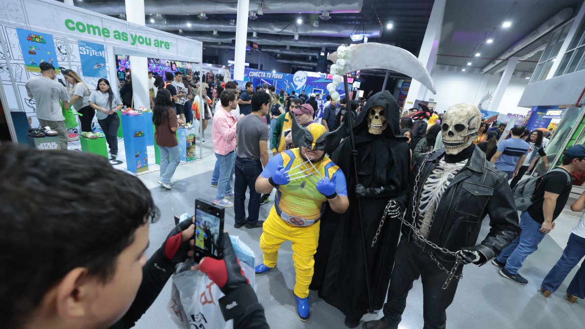Personajes de diferentes franquicias del entretenimiento son homenajeados en la Comic Con.
