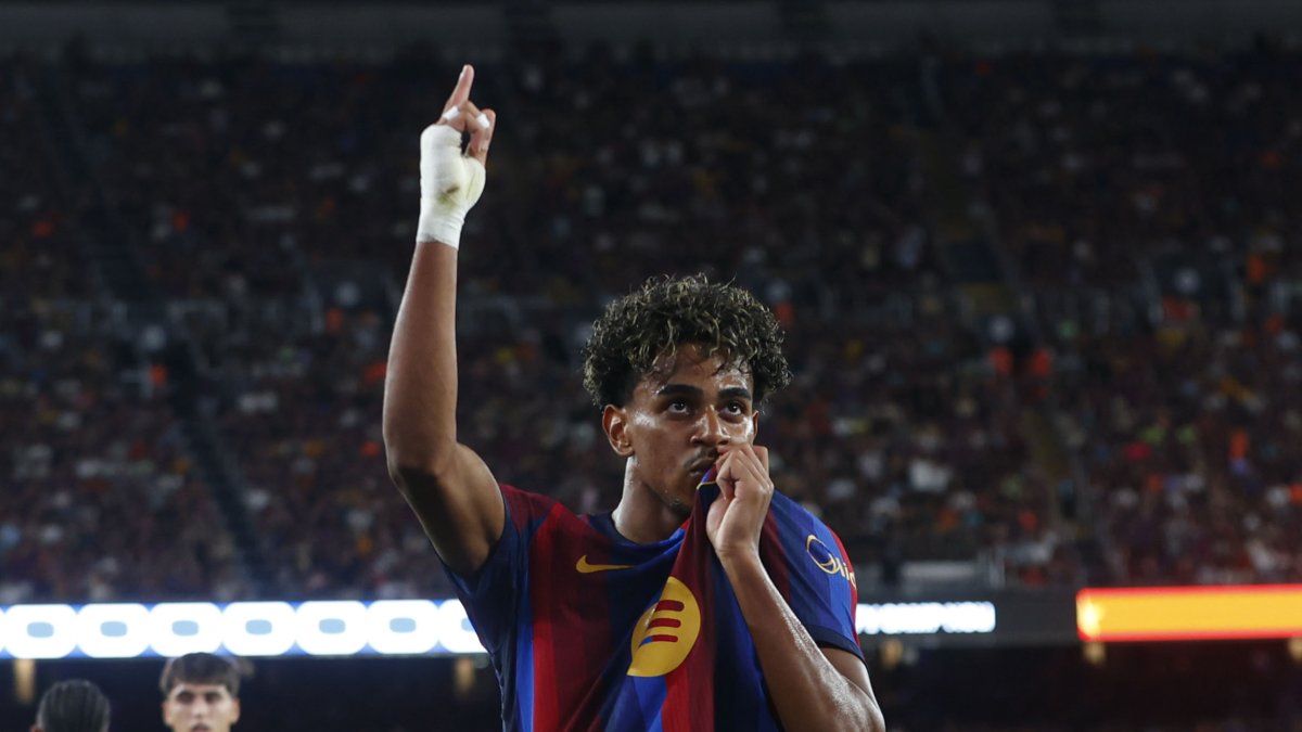 Lamine Yamal marcó un doblete en el triunfo del FC Barcelona ante Rayo Vallecano.