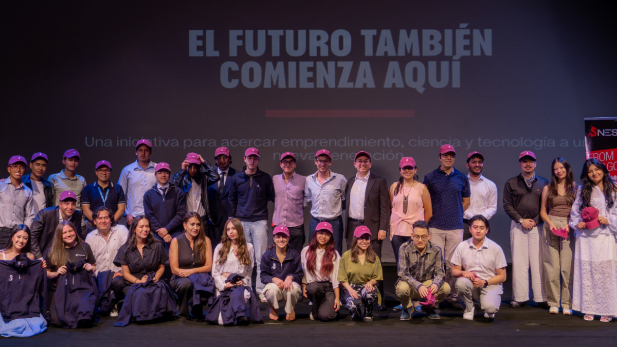 Estudiantes y emprendedores participaron en la presentación de cuatro startups de inteligencia artificial y tecnología impulsadas por la USFQ.