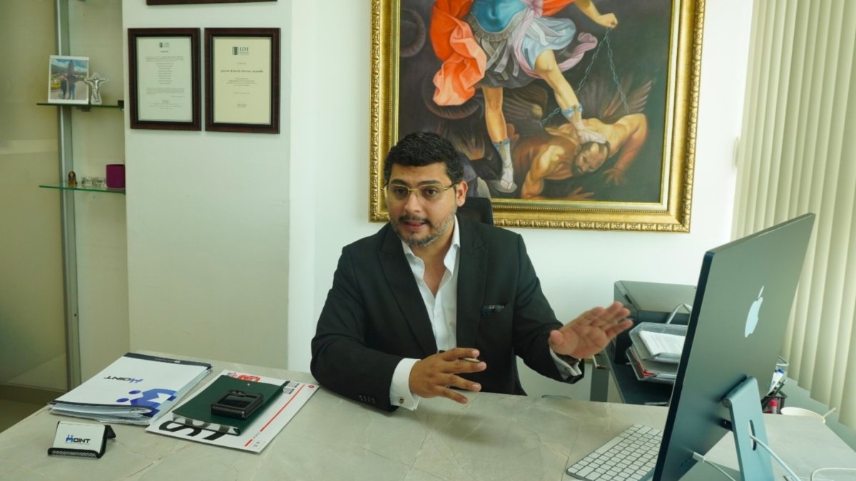 La presencia digital influye cada vez más en las decisiones de compra de los consumidores.