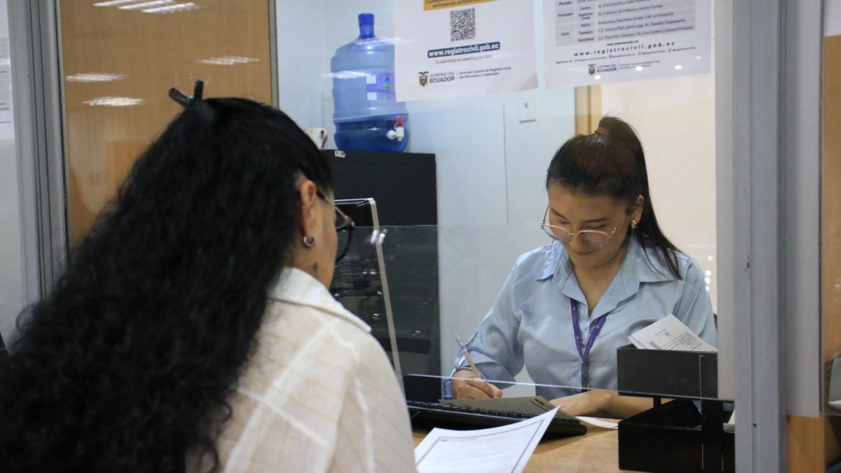 El Registro Civil registra miles de cambios y rectificaciones de nombre en Ecuador, con Pichincha como la provincia con más trámites realizados.
