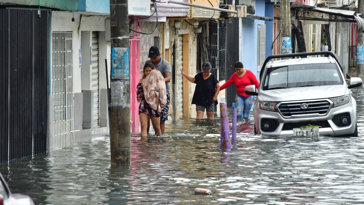 La ubicación geográfica de la ciudad, su altitud, calidad de suelo y precariedad de las edificaciones son factores que la vuelven frágil ante los embates de eventos naturales.