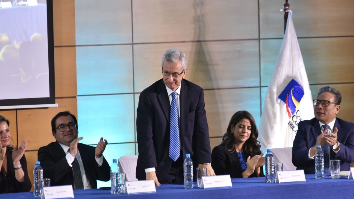 Daniel Noboa acepta la renuncia de Enrique Herrería en la Secretaría Jurídica de la Presidencia.