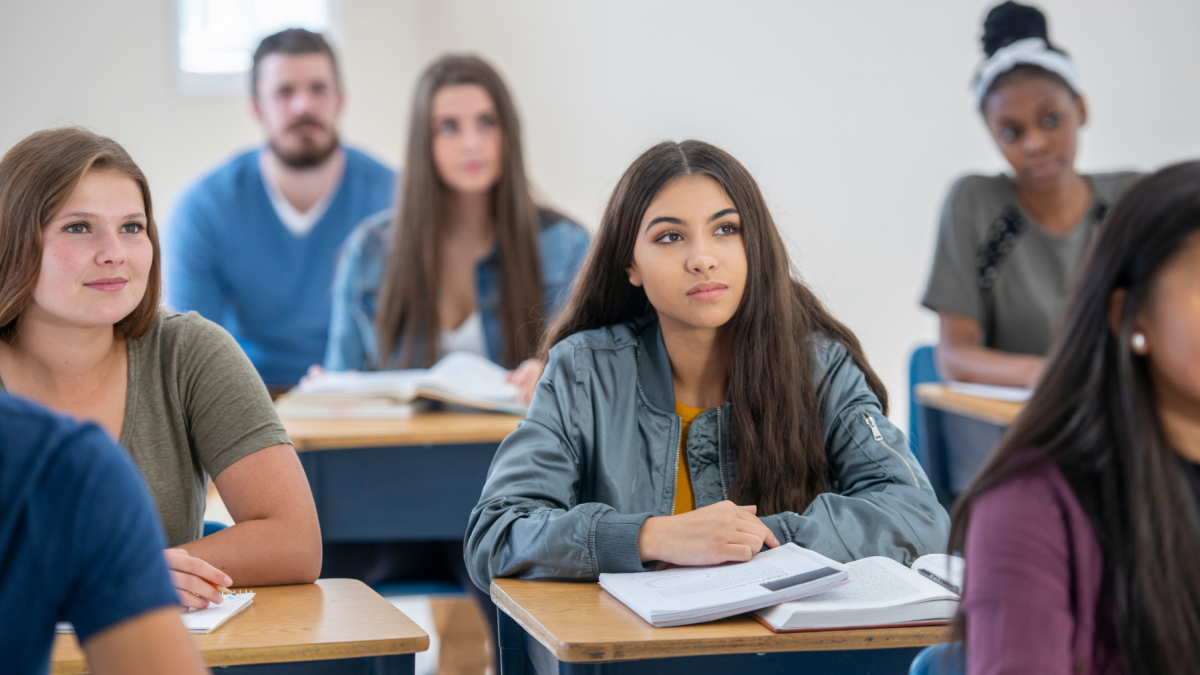 Referencial. Los bachilleres que buscan ingresar a la educación superior pública deben revisar el cronograma de la institución a la que aspiran.