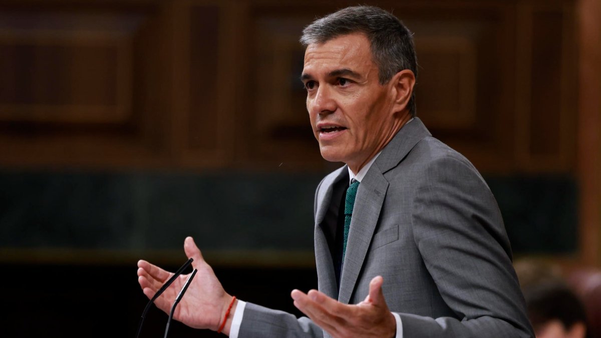 El presidente del Gobierno español, Pedro Sánchez, comparece ante el Congreso de los Diputados para informar sobre la gestión de la crisis migratoria en Ceuta el 03 de septiembre de 2026.