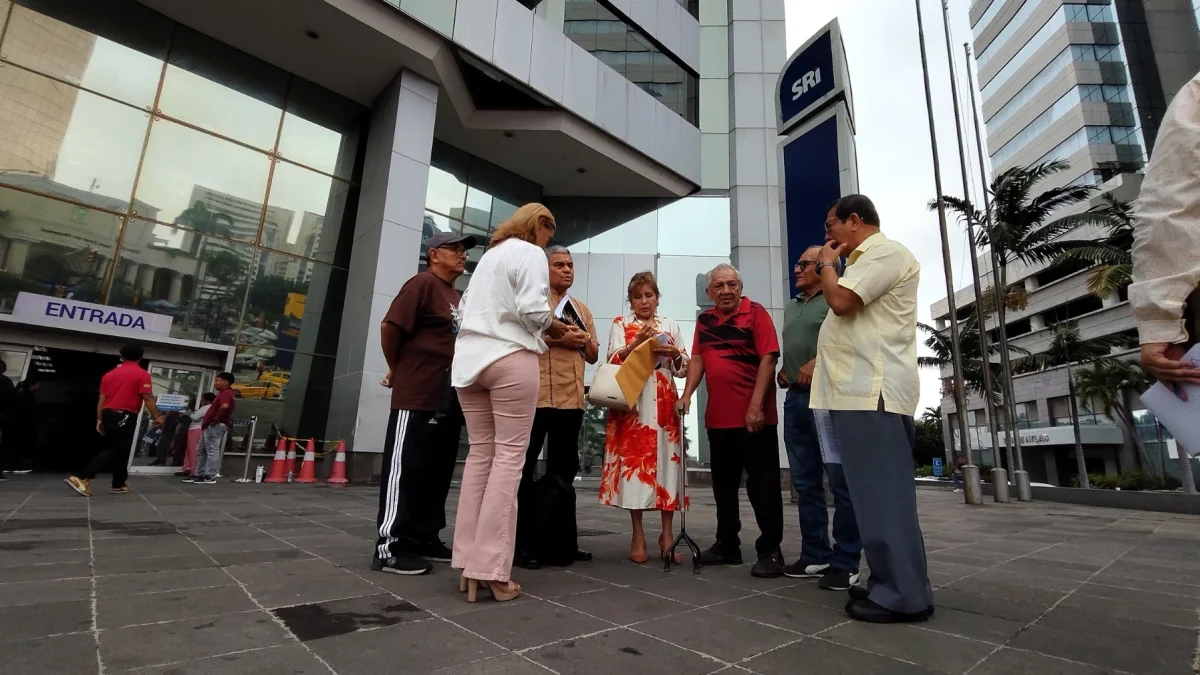 El pasado martes, un grupo de adultos mayores expresara públicamente su preocupación por retrasos en la devolución del IVA.