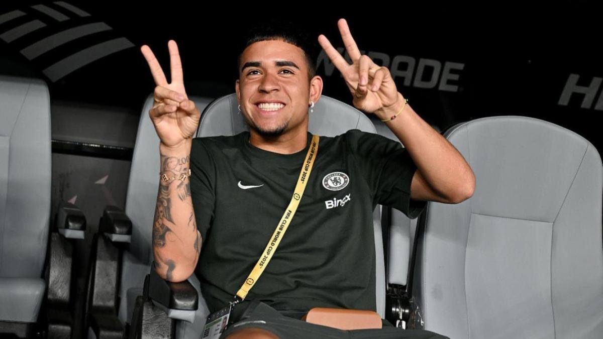 Kendry Páez pertenece a Chelsea, pero aún no juega ni un minuto con los Blues.