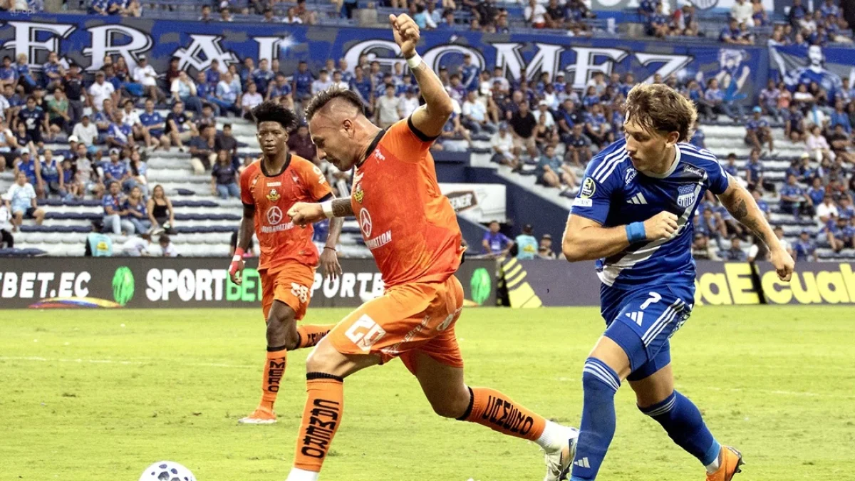 Emelec visita a Libertad en la fecha 28 de la LigaPro 2026.