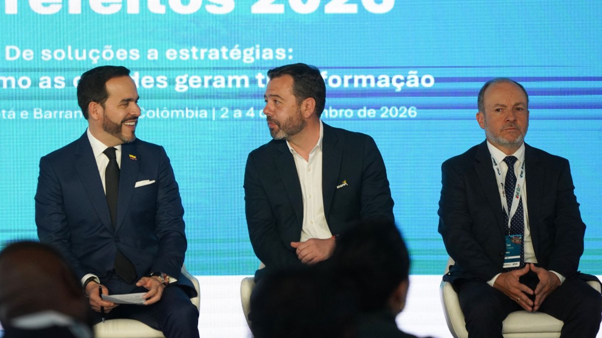 El Gobierno colombiano, presidido por Abelardo De La Espriella, también enfrenta el reto de posibles apagones.