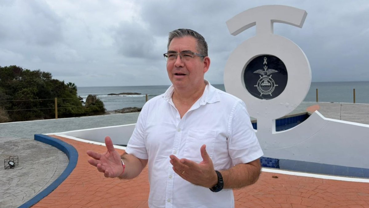 Edwin Pinto advierte que El Niño ya está presente frente a las costas de Ecuador y llama a reforzar las medidas de prevención.