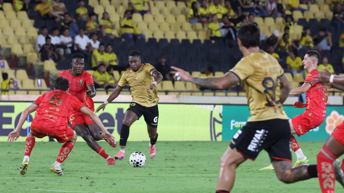 Barcelona SC y Aucas se alistan para disputar un nuevo partido en la LigaPro 2026.