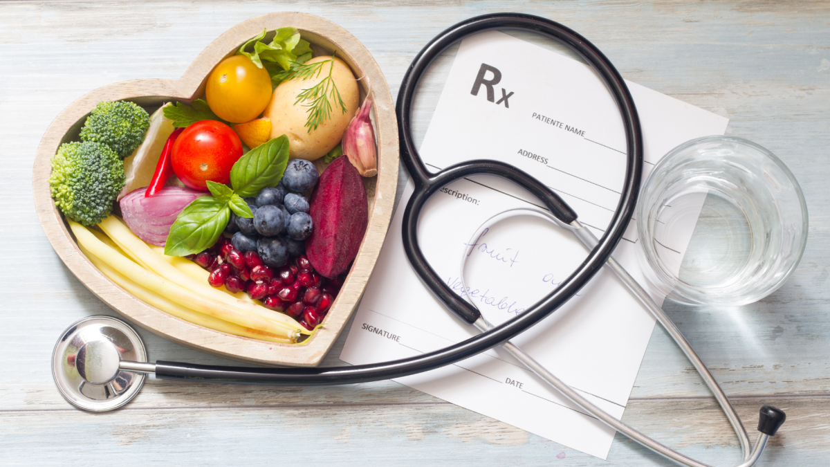 La producción nacional de alimentos y medicinas es planteada como una prioridad para garantizar el abastecimiento en Ecuador.